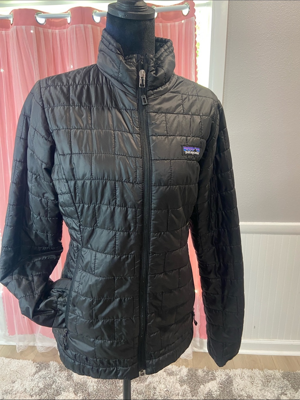 Patagonia Black Quilted Lightweight Puffer Jacket size S